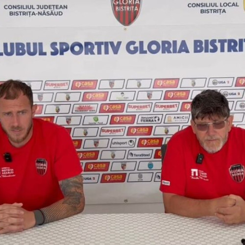 Gloria va disputa primul meci pe teren propriu din acest sezon sâmbătă, 9 august, de la ora 11.00, pe Stadionul &quot;Jean Pădureanu&quot;. Antrenorul echipei, Cristian Pustai, speră ca jucătorii să obțină prima victorie acasă.