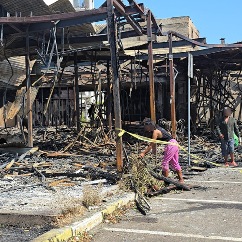 Incendiul de la clubul Bellagio a adus dușmani noi în zonă, după ce ruinele au fost invadate de căutători de fier vechi