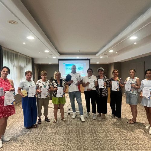 două persoane din cadrul scolii populare de arte "Constantin Brâncuși" Târgu Jiu au participat la un curs de formare în Grecia