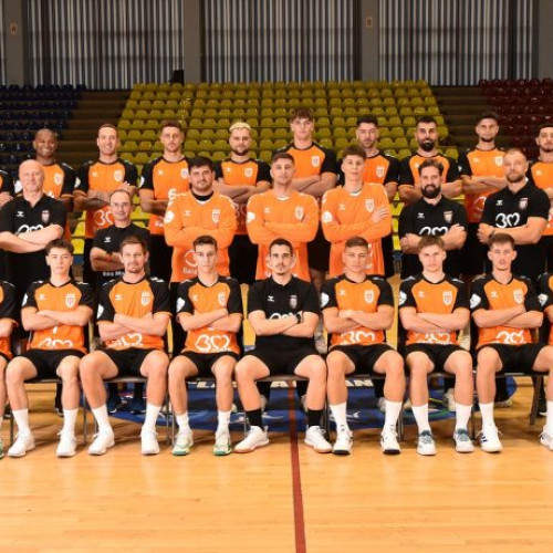 echipa masculină de handbal a cs minaur joacă primul meci amical al verii în sala polivalentă
