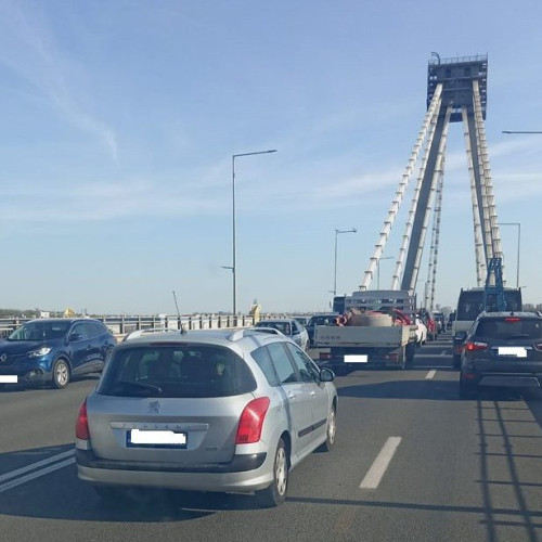 Poliția rutieră va însoți transporturile și recomandă conducătorilor auto să respecte indicațiile
