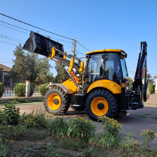 Primăria comunei Bărăganu a achiziționat un utilaj multifunctional pentru îmbunătățirea serviciilor locale