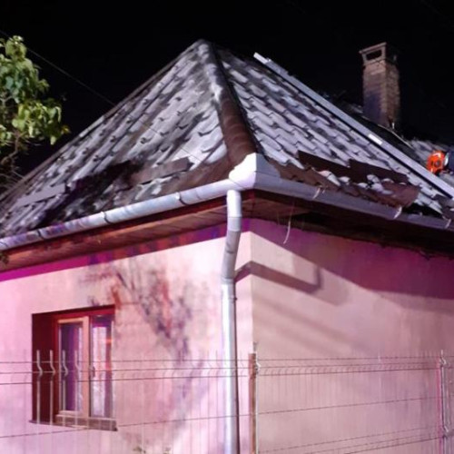 Incendiu la o locuință din comuna Mihai Viteazu, Cluj