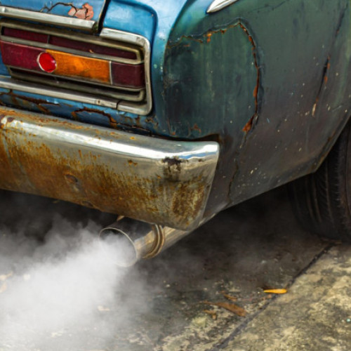taxe mai mari pentru mașinile vechi de 15 ani și norme de poluare inferioare