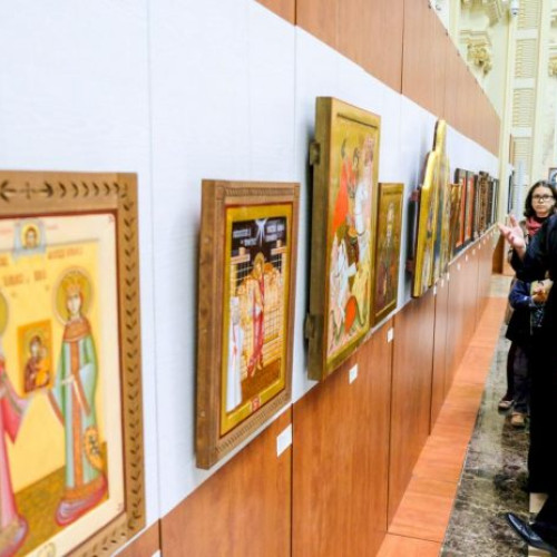 icoana străveche a Maicii Domnului de la mănăstirea Glavacioc va fi adusă în pelerinaj la biserica Sfântul Gheorghe-Nou din București