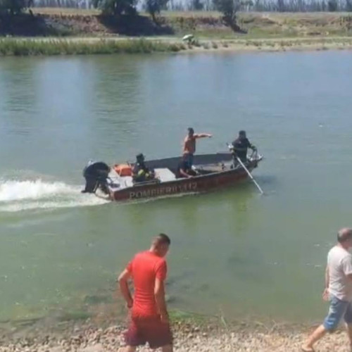 Adolescent de 16 ani se inecă în râul Siret în timp ce se scălda