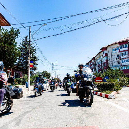 titu a găzduit festivalul moto și muzical „suflete pe două roți fest”