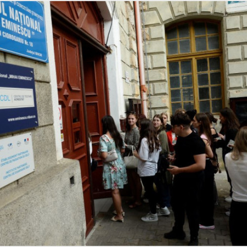 Peste 30.200 de candidați susțin cea de-a doua sesiune a bacalaureatului în România