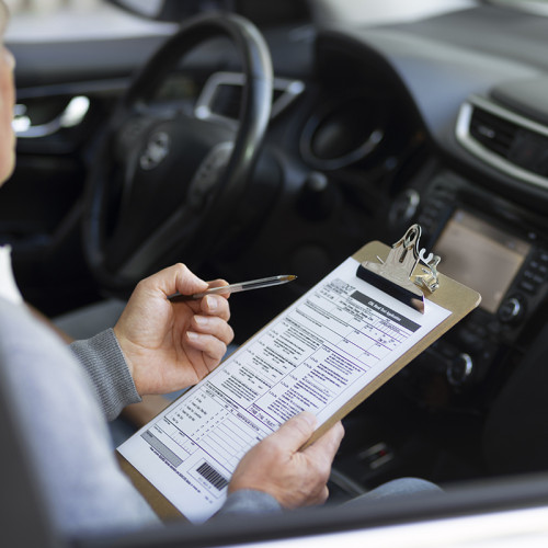 Un bărbat de 55 de ani a suferit un incident în timpul unui test auto