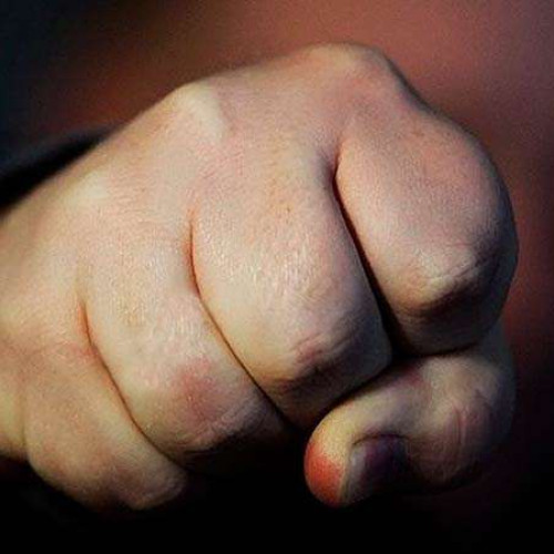 agresiune într-un local din Baita de sub Codru și probleme legate de conducere fără permis