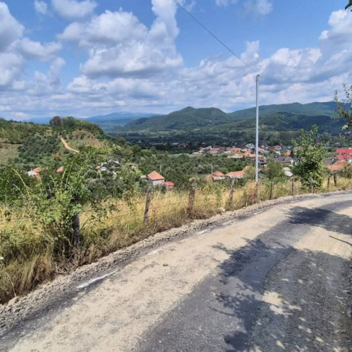 Primarul din Voinesti anunță finalizarea asfaltării pe strada Varzaru din satul Oncesti