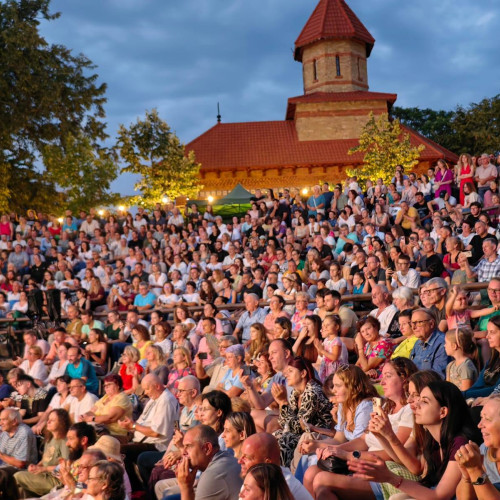Festivalul-seri eminesciene de muzică folk pentru copii și tineret și-a desemnat câștigătorii celei de-a treia ediții