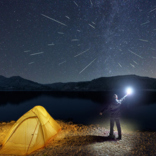 spectacolul ceresc al perseidelor va fi vizibil în această noapte