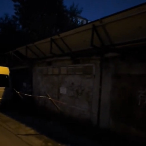 proprietarul unui garaj din Cluj-Napoca a instalat sistem de protecție pentru a evita blocarea accesului