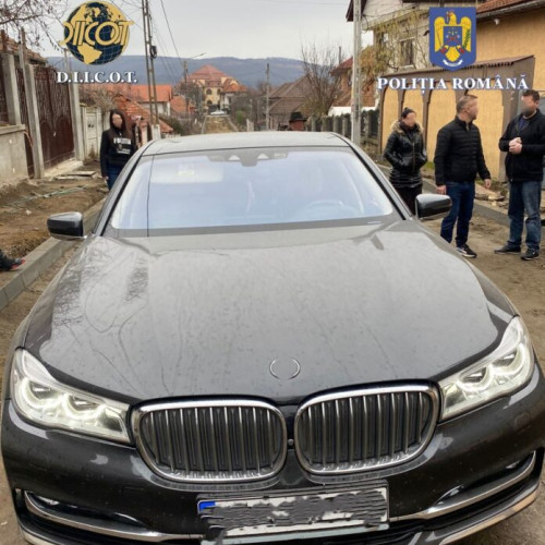 Grupare infracțională destructurată în urma unor percheziții în Suceava pentru furtul de catalizatoare auto de milioane de euro în Franța