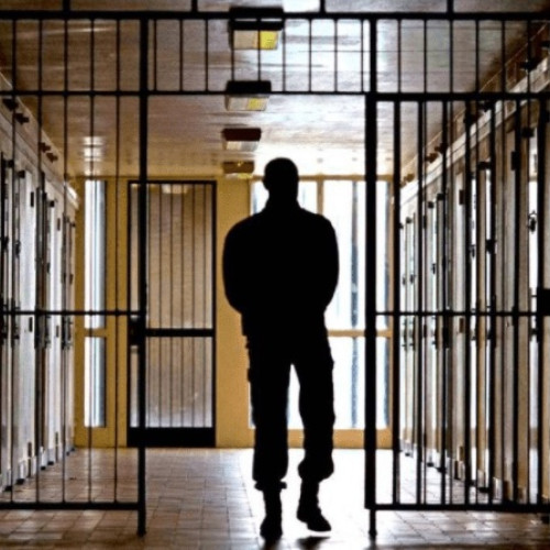 Un fost deținut din Lupeni a încercat să-și ucidă prietenul în urmă cu trei ani