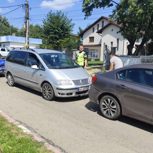 accident cu trei mașini la intrarea în darabani