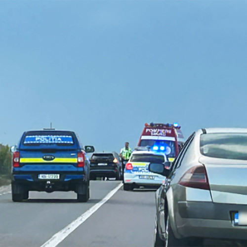 Accident grav pe varianta Ovidiu din Constanța: o persoană pusă pe blocat în mașină