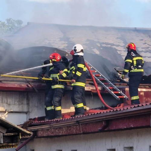 Pompierii vrânceni au avut o lună plină de activități și intervenții în iulie
