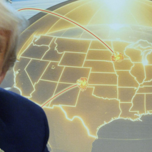 sistemul de apărare antirachetă &quot;Cupola de Aur&quot; va avea patru straturi, potrivit unei prezentări oficiale ale guvernului american, citate de Reuters. Proiectul, asociat administrației Trump, include un strat spațial de detectare și urmărire a rachetelor, precum și trei straturi terestre cu interceptori, radar și posibil, lasere. Sistemul va fi amplasat în SUA, în Alaska, Hawaii și pe teritoriul continental, cu 11 baterii de radare de rază scurtă de acțiune.