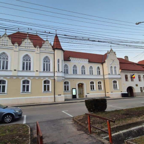 Dezbatere publică pentru amenajarea parcărilor în cartierul Mihail Kogălniceanu din Sebeș