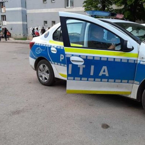 Tânăr reținut pentru fraude informatice în Bistrița-Năsăud