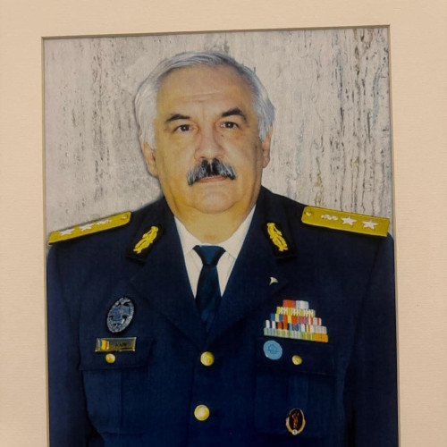 Tril rs al generalului Marian Macri, un medic de excepție