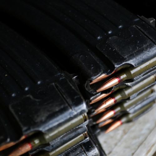 Incendiu la fabrica de arme din Cugir, anchetă în desfășurare