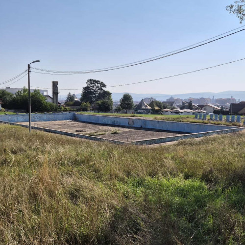 Primăria Alba Iulia demolează fostul strand din zona Schit