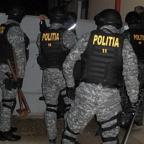 bărbat reținut în Vatra Dornei după agresarea iubitei în prezența copiilor