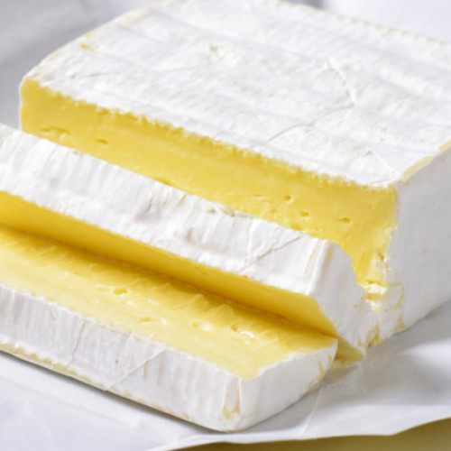 Autoritățile franceze au interzis comercializarea mai multor sortimente de brânzeturi moi cu mucegai alb, inclusiv camembert și brie, după ce două persoane au murit și mai multe au fost spitalizate din cauza unei infectii cu listerioză, relatează digi24.ro.