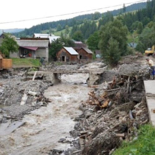 Consiliul județean Brașov a alocat sprijin pentru Suceava după inundații