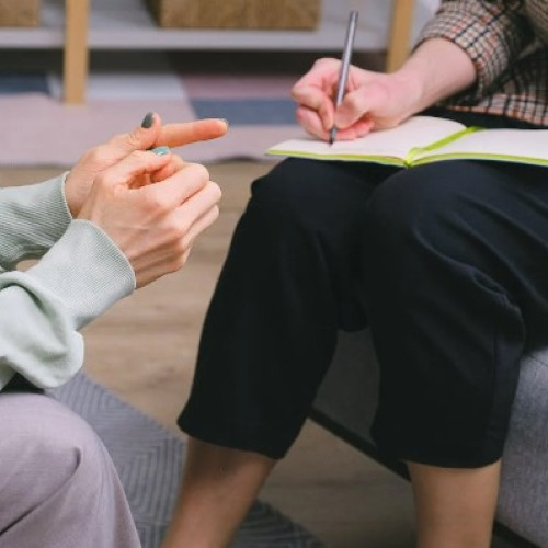 ministrul educationei anunță introducerea a două ore de pregătire remedială pentru învățători și profesori începând cu anul școlar 2025-2026