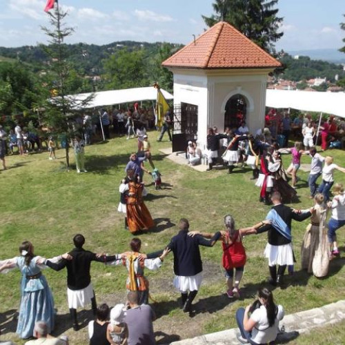 Societatea Junilor Dorobanti organizează jocul strămoșesc la Crucea Dreptății