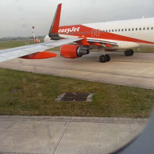 Coliziune între două avioane easyJet pe aeroportul din Manchester