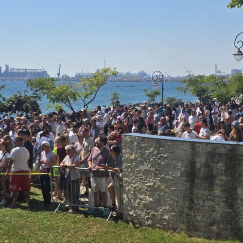 celebrarea zilei marinei la constanța. zeci de oameni au urmărit spectacolul