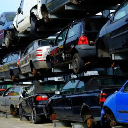 Reducre majoră a valorii tichetului Rabla pentru autovehiculele electrice destinate persoanelor fizice