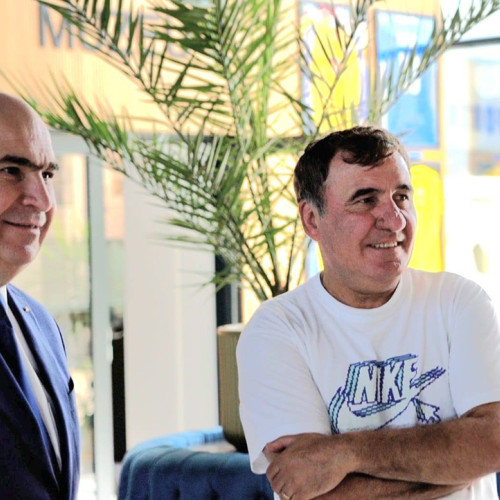 Ilie Bolojan a vizitat baza sportivă a Farului și Academia Hagi