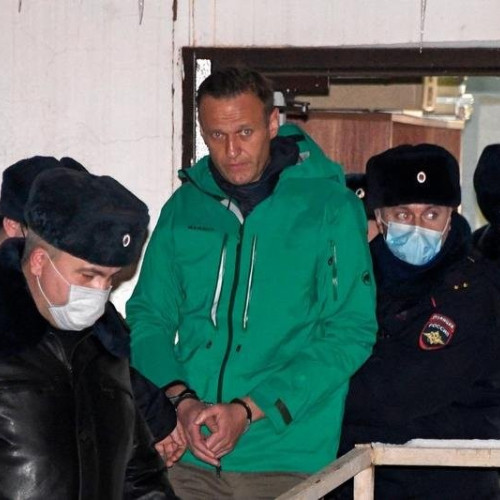 Liderul Opoziției Ruse, Alexei Navalnîi, A Murit în Închisoare în ÎmprejurărI Misterioase: Putin Primește Critici Drastice din Partea Opoziției