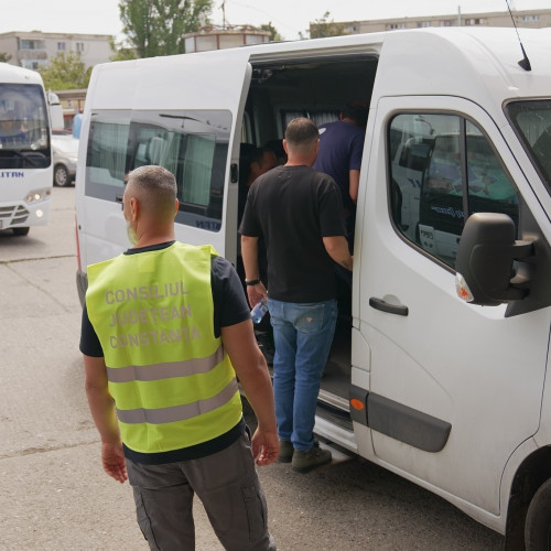 Consiliul Județean Constanța a anunțat actualizarea tarifelor pentru transportul public județean de persoane în urma unei proceduri de licitație, potrivit ziarulamprenta.ro. Astfel, pentru cele 8 loturi de trasee, tarifelor de călătorie și abonamentelor se vor modifica conform rezultatelor acestei licitații deschise.