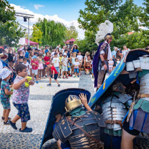 Tehnici antice și tradiții din Bulgaria, reprezentate de galateni la festival internațional