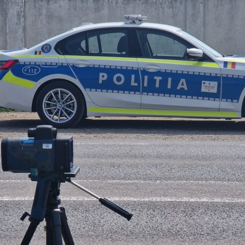 Poliția rutieră din județul Alba a desfășurat, sâmbătă, 16 august 2025, o acțiune using sistemul de monitorizare a traficului e-SIGUR. Această inițiativă vizează depistarea încălcărilor regulilor de circulație pe drumurile publice din zonele cu risc rutier, anunță reprezentanții Inspectoratului de Poliție Județean Alba.