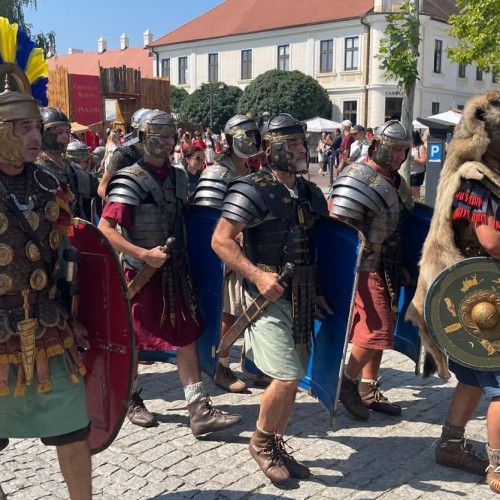 Deschiderea festivalului roman Apulum la Alba Iulia, cu jurământul de credință față de împărat