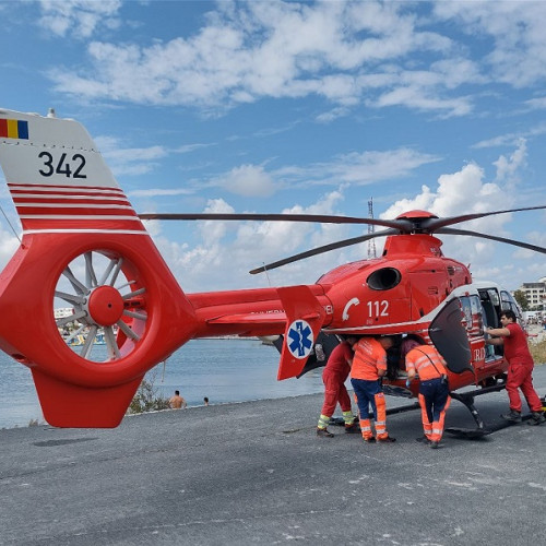 Bătrân de 35 de ani, găsit fără suflare în Mare, în Vama Veche