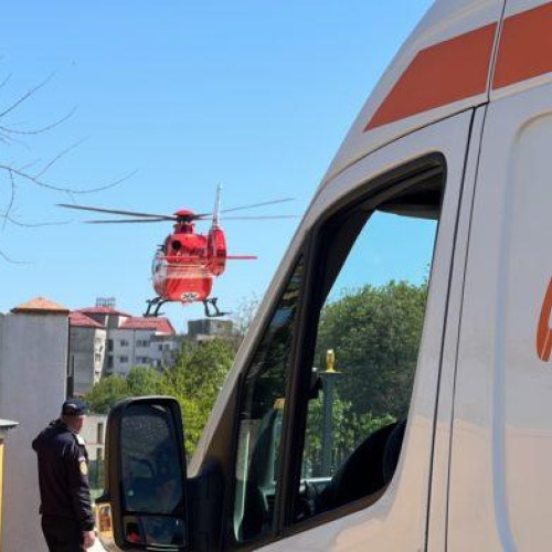 Bărbat îngrijorat de un accident cu flexul în Botoșani, transferat de urgență la Iași
