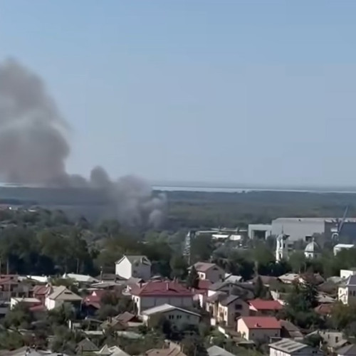 Incendiu izbucnit aproape de ora 16:00 în Tulcea
