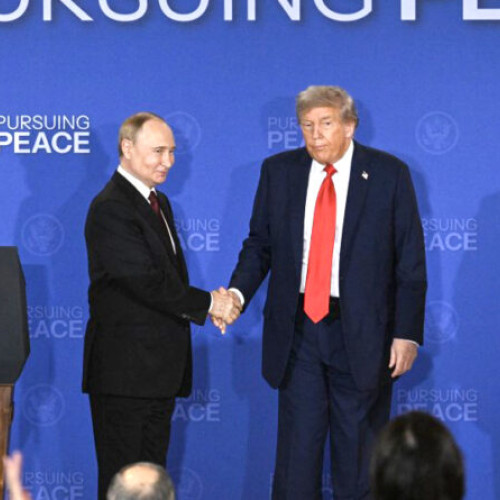 Trump și Putin discută despre finalul războiului din Ucraina și posibile schimburi de teritorii
