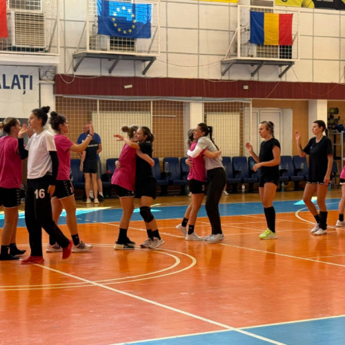 echipa galateană de handbal feminin își continuă pregătirile înainte de startul sezonului