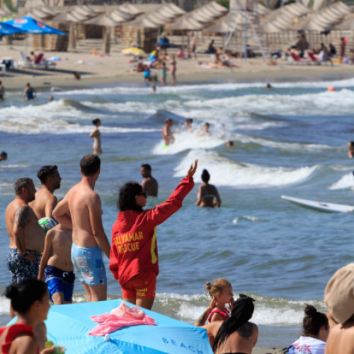 Atenție la riscul de bacterii în mare: bacteriile Vibrio, periculoase pentru sănătate