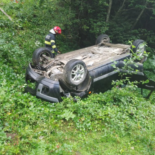 accident rutier la Bistrița: trei persoane duse la spital